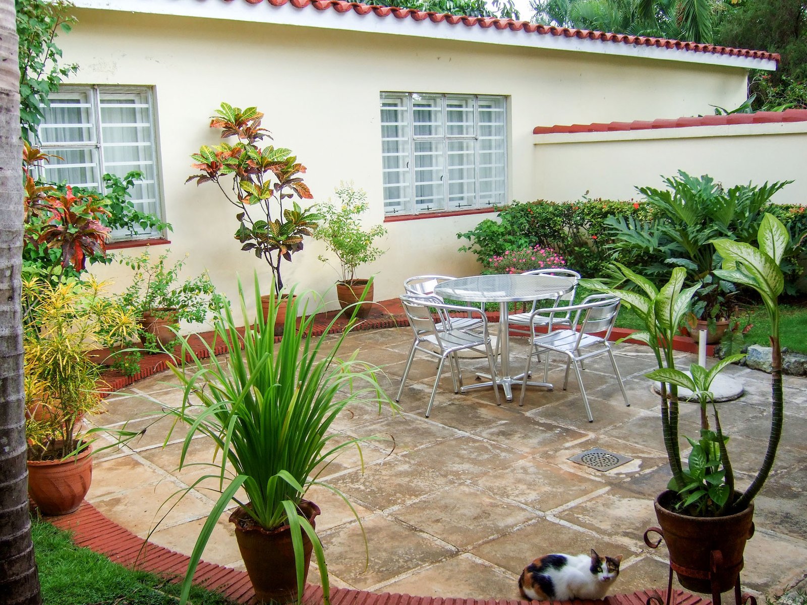 Cuba Home Garden 28